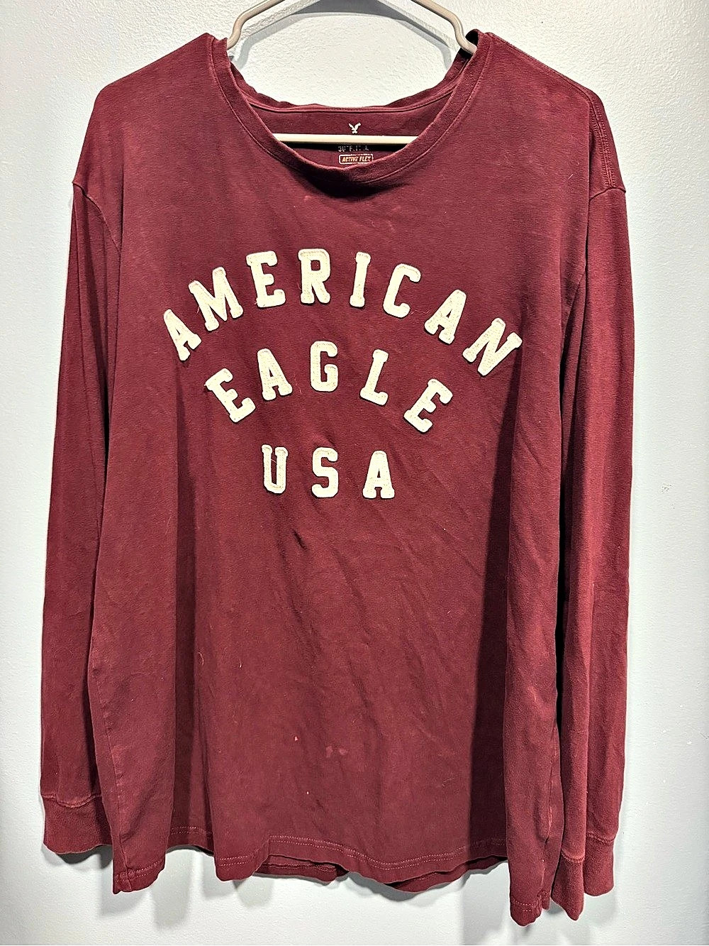 American Eagle Outfitters Graphic Long Sleeve Top XL Burgundy